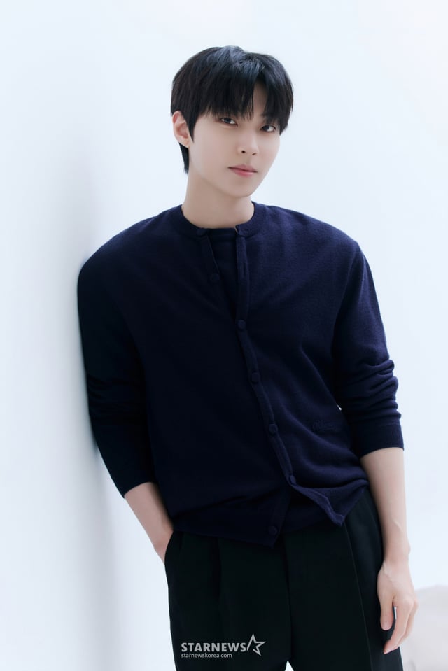 Diễn viên Hwang In-yeop của bộ phim truyền hình ENA 'Dành cho bạn' đang tạo dáng cho cuộc phỏng vấn vòng tròn được tiến hành ngày 19. /Ảnh cung cấp=KEN Studio /ngày 19 năm 2026 /Ảnh=phóng viên Kim Hwi-seon hwijpg@