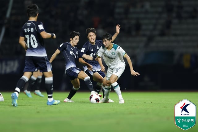 Seoul E-land vs. Ansan Greeners match scene. /Photo=Korea Professional Football League