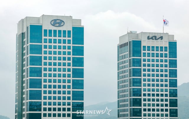 (Seoul=NEWS1) Reporter Lee Ho-yun = On the 21st, when Hyundai Motor's labor union launched an all-out eight-hour strike after failing to narrow differences with management over three key issues: a 50% increase in bonuses, reinstatement of dismissed workers, and extension of the retirement age. The image shows the exterior of Hyundai Motor's headquarters in Seocho-gu, Seoul. August 21, 2026 / NEWS1 Copyright © NEWS1. All rights reserved. Unauthorized reproduction, redistribution, or use for AI training is prohibited. /Photo=(Seoul=NEWS1) Reporter Lee Ho-yun