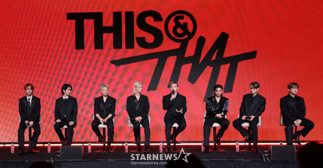 (首尔=NEWS1) 权贤镇记者 = 团体 Stray Kids（Stray Kids）的李旻浩（从左起）、韩知城、梁精寅、菲力克斯、方灿、黄铉辰、李昇玟、徐彰彬在首尔永登浦区康莱德首尔举行的新迷你专辑《THIS & THAT》（迪思安德戴特）发行记者会上致意。2026.8.6/NEWS1 Copyright © NEWS1. All rights reserved. 禁止未经授权的转载及再发布，禁止用于 AI 学习。/图片=(首尔=NEWS1) 权贤镇记者
