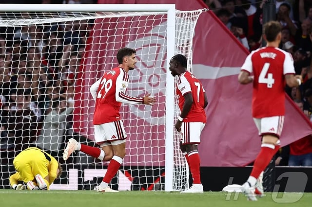 The 'defending champions' Arsenal secured a 3-0 victory over Coventry in the opening match of the 2026–2027 English Premier League (EPL) held at Emirates Stadium in London, UK, on the 22nd (Korea time). /AFP=NEWS1