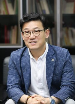 , Director General of the Gambling Industry Integrated Supervisory Committee under Lee Jin-sik (Prime Minister)