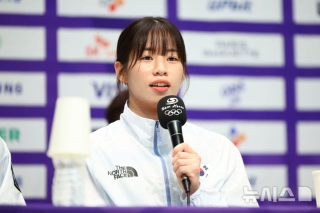 한국 여자 복싱 국가대표 임애지가 지난 20일 충북 진천 국가대표 선수촌에서 열린 2026 아이치·나고야 아시안게임 D-30 미디어 데이에서 발언하고 있다. /사진=뉴시스