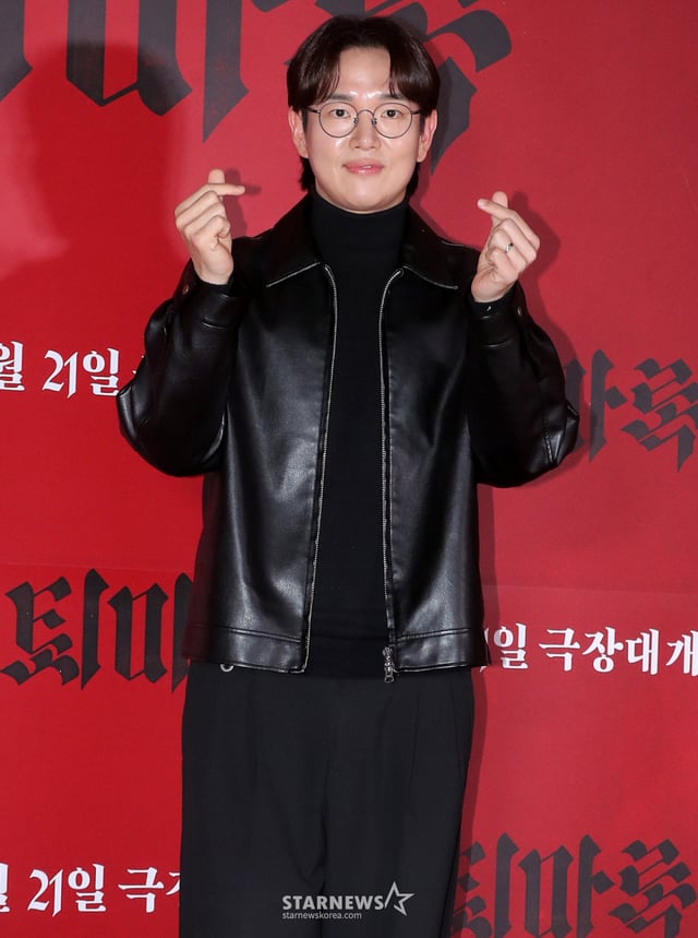 Broadcast personality Jang Sung-kyu poses at an occult animation 'Toma-rok' VIP screening held on the afternoon of the 4th at Lotte Cinema in Seoul Songpa-gu Lotte World Tower. 'Toma-rok' is an occult blockbuster that begins a grand narrative of exorcists with special abilities fighting against absolute evil. It will meet audiences in 4DX and SCREENX formats, allowing viewers to enjoy occult action through all five senses. The film opens on the 21st. 2025.02.04 /Photo=Kim Chang-hyun chmt@