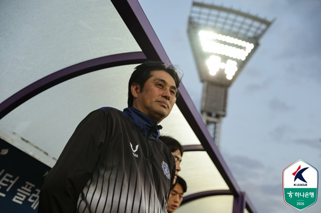 Coach Yoo Byung-hoon of FCAnyang. /Photo=Korea Professional Football League