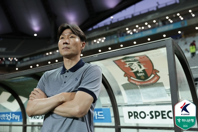 Lee Young-min, Bucheon FC manager. /Photo=Korea Professional Football League