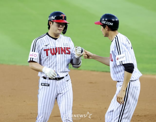LG 손용준(왼쪽). /사진=강영조 선임기자