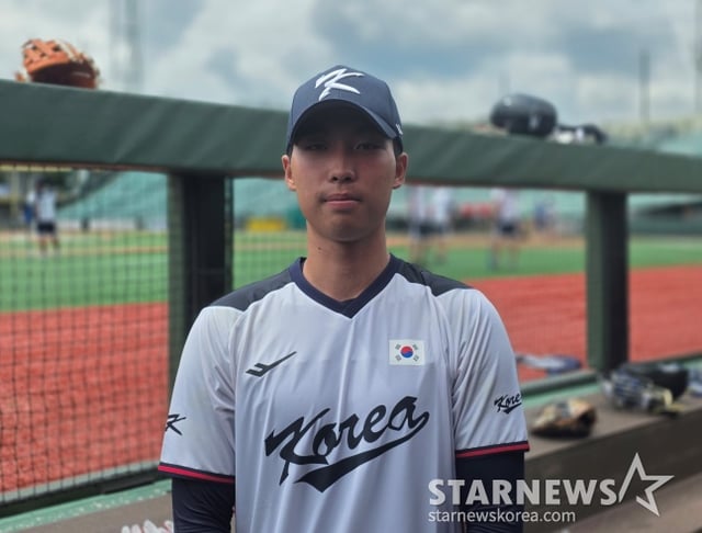 청주고 강인규가 최근 울산 문수야구장에서 열린 한국 U-18 야구 국가대표 훈련을 마치고 스타뉴스와 인터뷰에 응했다. /사진=김동윤 기자