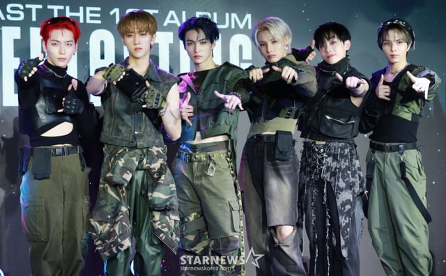 Group E'LAST /Photo=Lee Dong-hoon