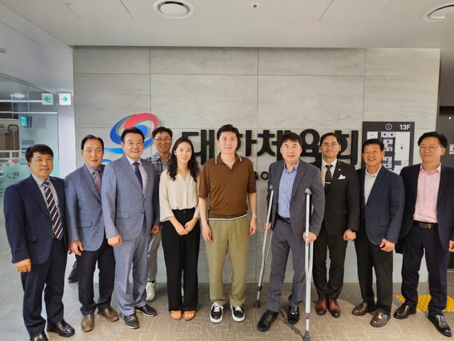 대한체육회 선거자문위원회 단체 촬영 모습. /사진=대한체육회 제공