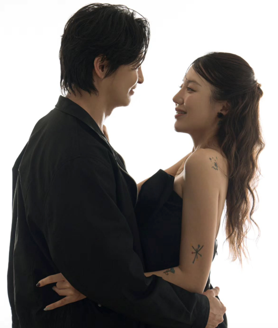 염시영(왼쪽), 문방글 /사진=염시영 SNS