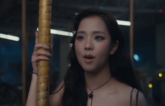 Photo: Jisoo Official YouTube Channel @jisoo
