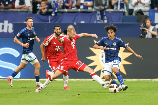 Fans watch the match between Schalke 04 and Bayern Munich in Round 2 of the 2026–2027 German Bundesliga at Veltins-Arena in Peltin, Germany, on the 6th. /Photo=Schalke 04 SNS screenshot