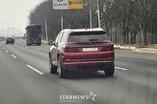 Vehículo de prueba de la marca Buick capturado en las carreteras nacionales