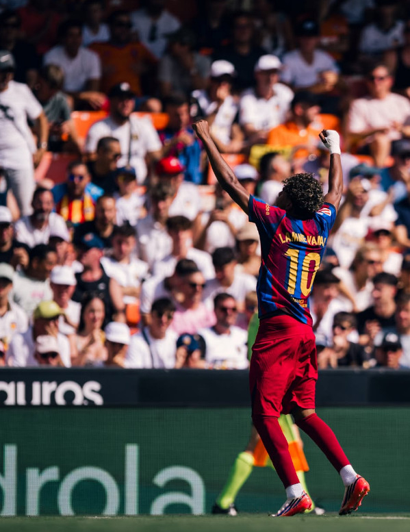 Lamine Yamal celebrando un gol. /Foto=captura de las redes sociales oficiales del Barcelona