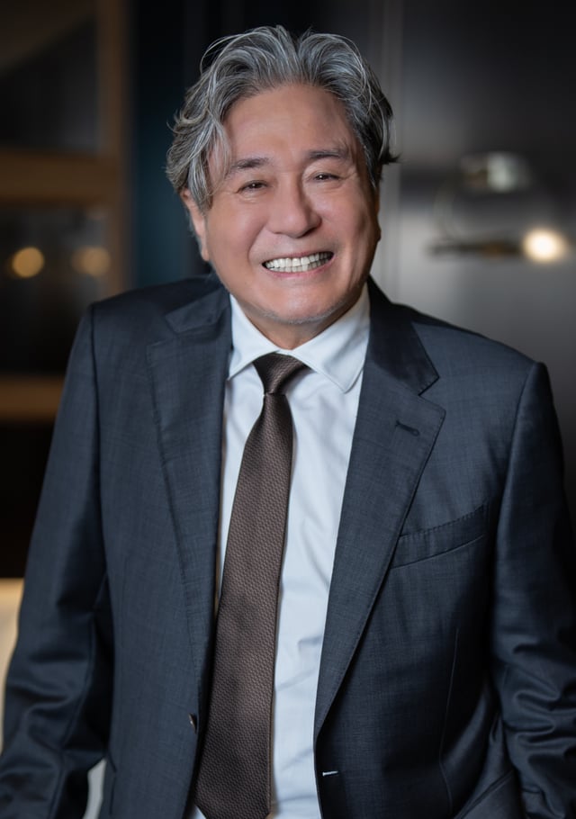 영화 '인턴'의 주연배우 최민식이 7일 진행된 라운드 인터뷰를 위해 포즈를 취하고 있다. /사진제공=워너브러더스 코리아 2026.09.07 /사진=이동훈 photoguy@