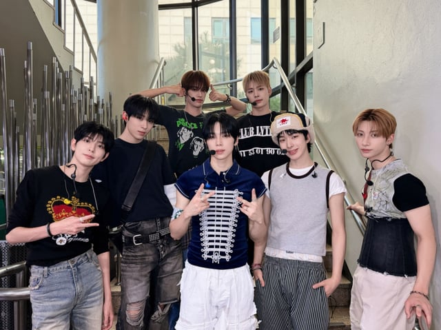 /foto=JYP Entertainment
