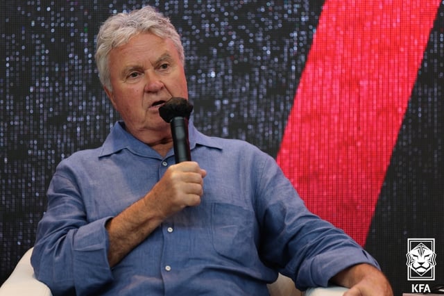 Former South Korean national team coach Guus Hiddink. /Photo=Korea Football Association