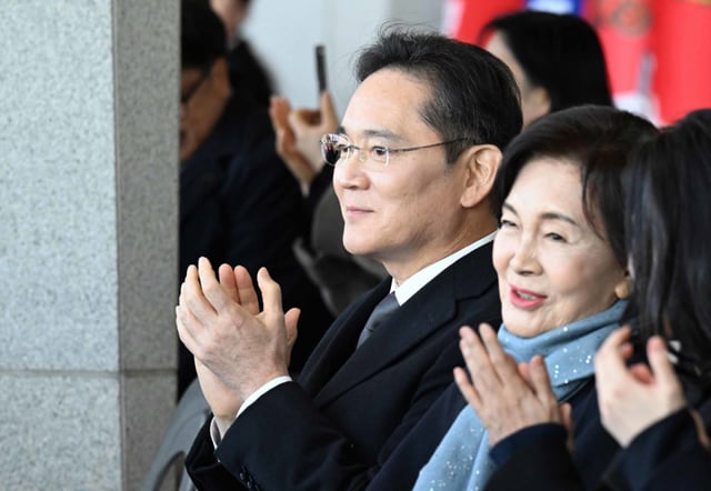  이재용 삼성전자 회장과 홍라희 전 삼성미술관 리움 관장이 지난해 경남 창원시 진해구 해군사관학교에서 열린 '제139기 해군사관후보생 임관식'에 참석하고 있다. (공동취재) /사진제공=뉴스1