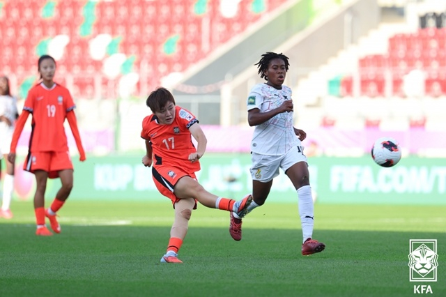 가나전 득점을 올린 한국 여자 U-20 대표팀의 범예주(왼쪽에서 두 번째). /사진=대한축구협회 제공