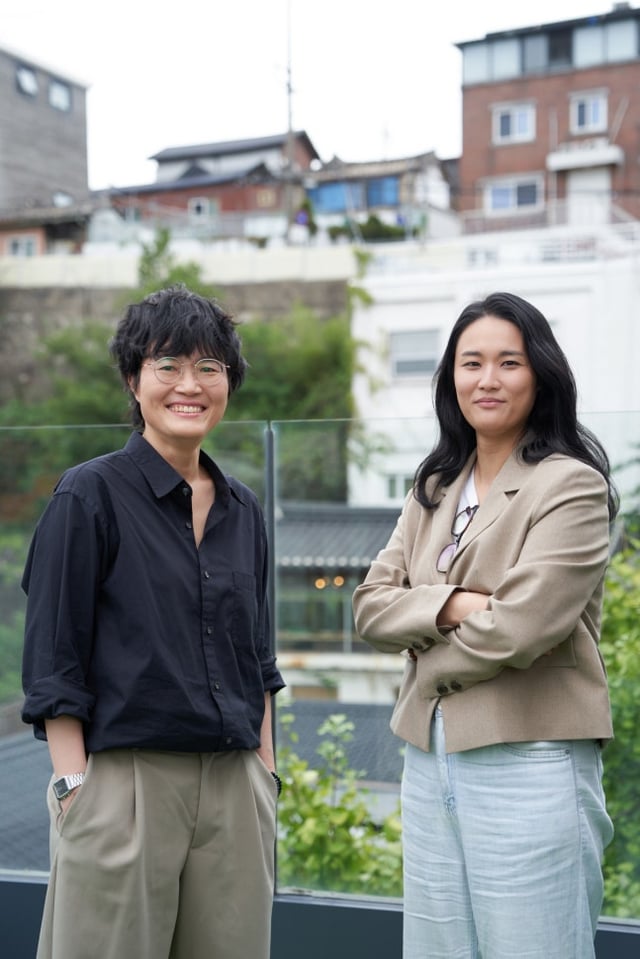 From left: Writers Jeong Eun-kyung and Park Soo-rin /Photo=Coupang Play