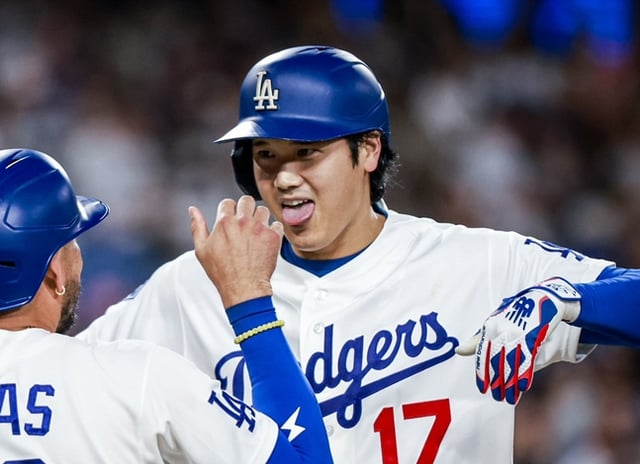 Ohtani performing a playful ceremony. /Photo=Official LA Dodgers SNS