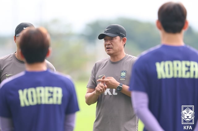 Lee Min-seong, head coach of the Asian Games men's football national team. /Photo=Korea Football Association provided