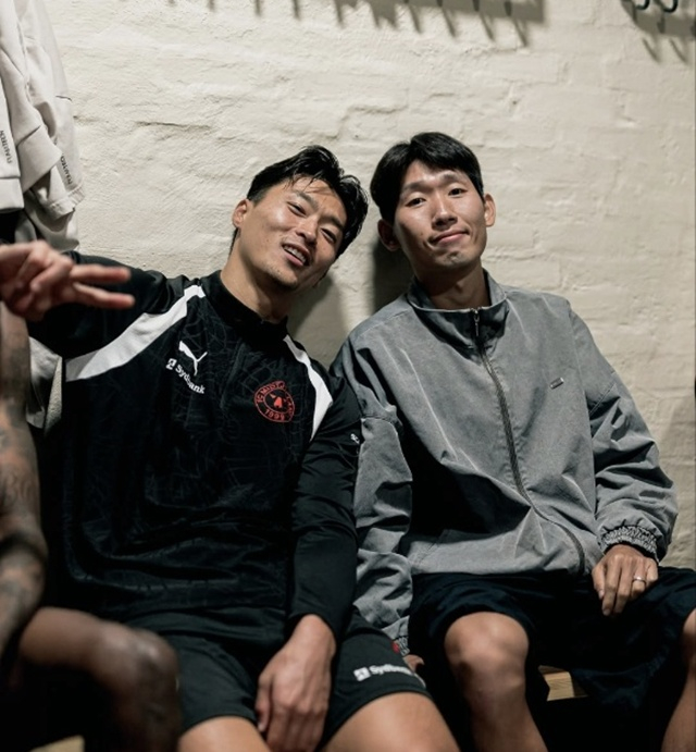 Cho Gue-sung (left) and Hong Hyun-seok. /Photo=Midtjylland SNS