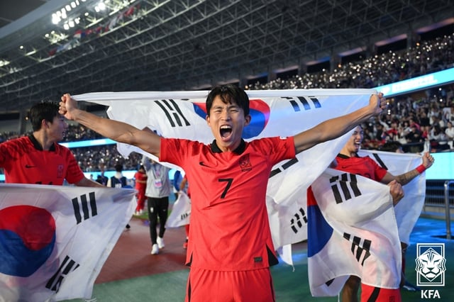 Jung Woo-young, who scored eight goals in men's football at the 2022 Hangzhou Asian Games and led Korea to a gold medal. /Photo=Korea Football Association