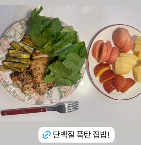 /Photo=Kim Mu-yeol's personal account