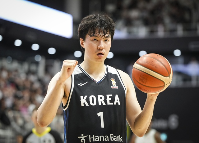 Lee Hyun-jung focusing on the game. /Photo=Korea Basketball Association provided