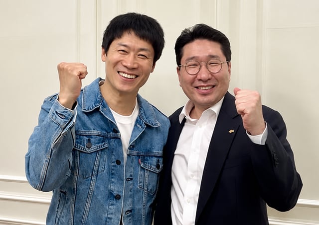 진선규 배우(왼쪽)와 이상현 대한사이클연맹 회장. /사진=대한사이클연맹