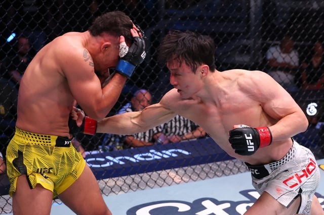 최두호(왼쪽). /사진=UFC 제공