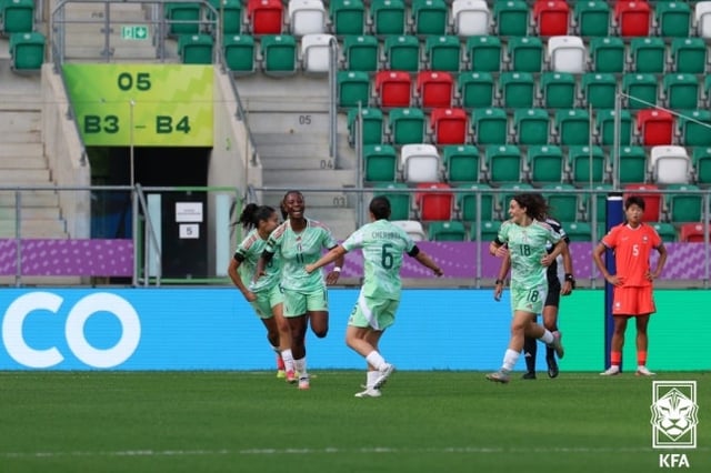 Italian players are celebrating their goal. /Photo=Korea Football Association