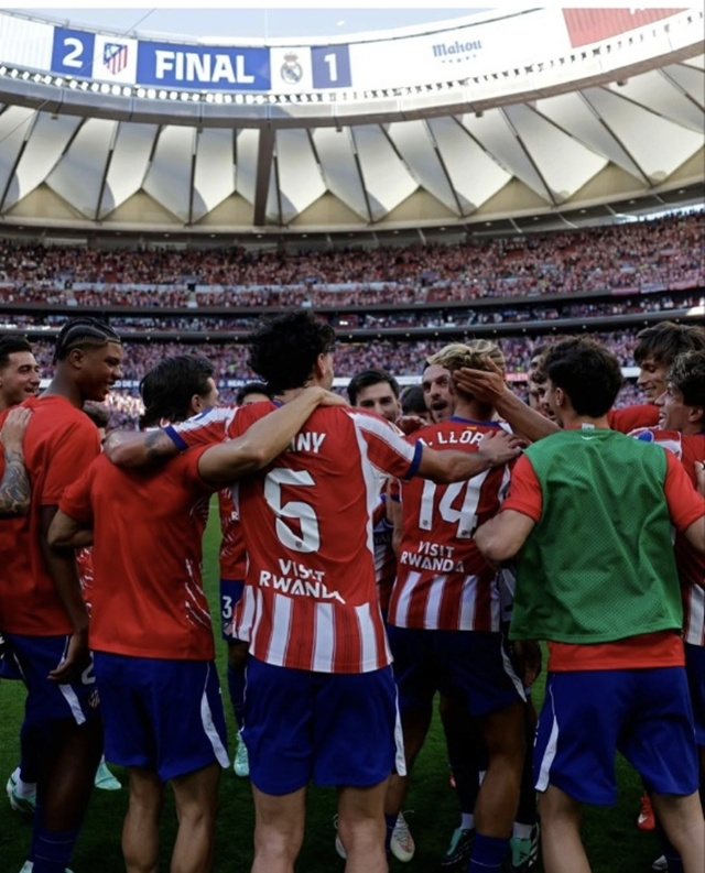 El equipo del Atlético de Madrid celebra. /Foto=redes sociales del Atlético de Madrid