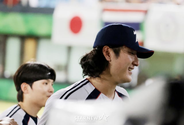 야구대표팀 선발투수 곽빈이 21일 아이치현 오카자키 시민구장에서 열리는 2026 아이치·나고야 아시안게임 야구 조별리그 대한민국과 대만경기에서 6회초 수비도 무실점으로 이어가고 있다. 2026.09.21. /사진=강영조 cameratalks@