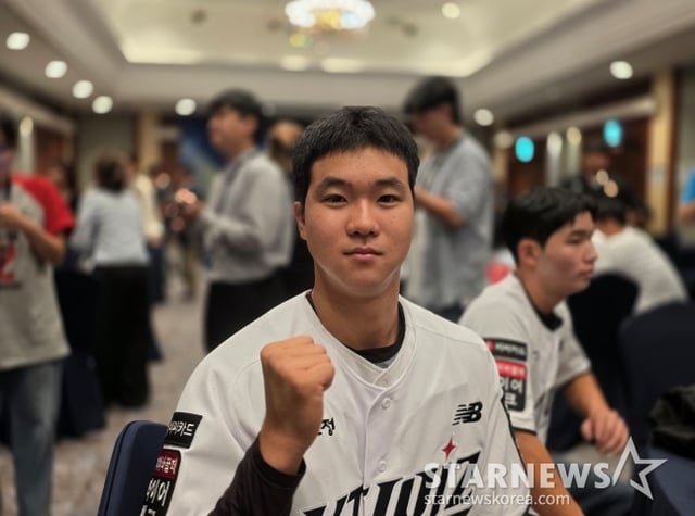 유신고 이승원이 21일 서울 롯데호텔 월드 크리스탈볼룸에서 열린 2027 KBO 신인드래프트에서 KT의 전체 4순위 지명을 받은 뒤 스타뉴스와 인터뷰에 응했다. /사진=김동윤 기자