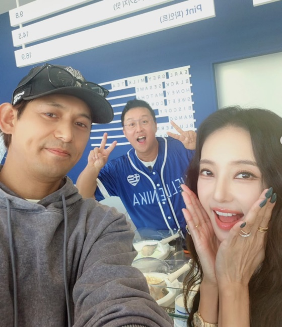 オ·ジホ、チョン·ジュナ、ハン·チェヨン/写真=ハン·チェヨンSNS