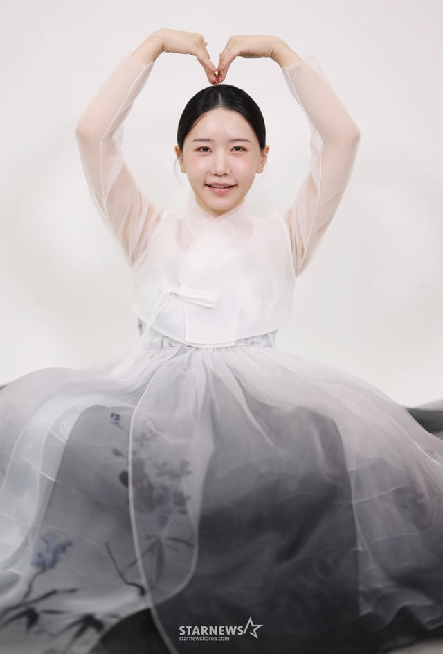 2026.09.14 歌手ソン·ハイェ秋夕インタビュー/写真=イ·ドンフン