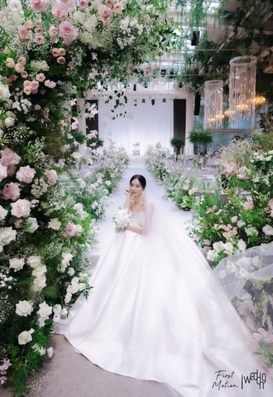 Kim Na-hee /Foto=(Jung) I Family SC (I Wedding)