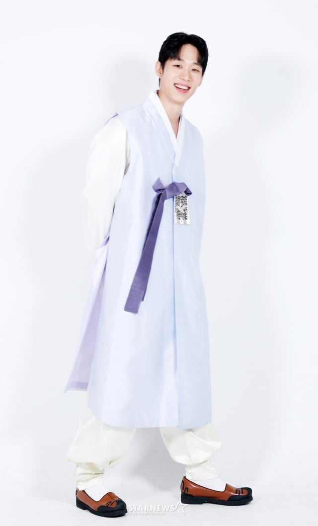 배우 이찬용 한복 인터뷰 /사진=김휘선 기자 hwijpg@
