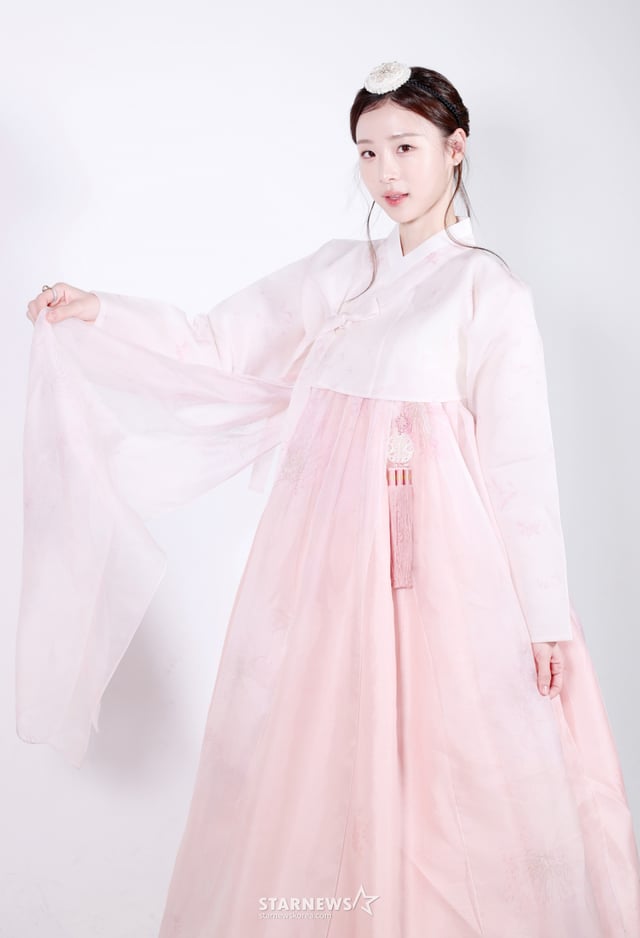 배우 조연지 한복 내방 인터뷰 /사진=김휘선 기자 hwijpg@