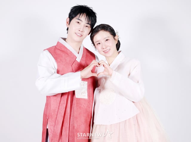 歌手パク·ヒョンホ(左)、ウン·ガウン夫婦/写真=キム·フィソン記者hwijpg@