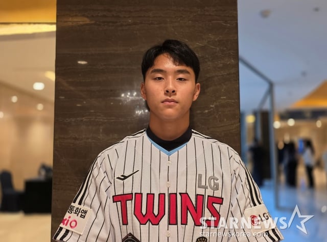 휘문고 임호윤이 21일 서울 롯데호텔 월드 크리스탈볼룸에서 열린 2027 KBO 신인드래프트에서 LG의 선택을 받은 뒤 스타뉴스와 인터뷰에 응했다. /사진=김동윤 기자
