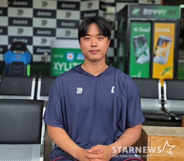 롯데 박정민이 최근 부산 사직야구장에서 스타뉴스와 만나 인터뷰했다. /사진=김동윤 기자
