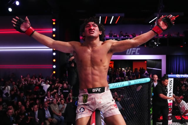 ラウル·ロサス·ジュニアが勝利後、咆哮している。 /写真=UFC提供