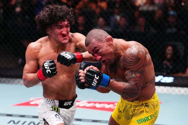 ラウル·ロサス·ジュニア（左）。 /写真=UFC提供