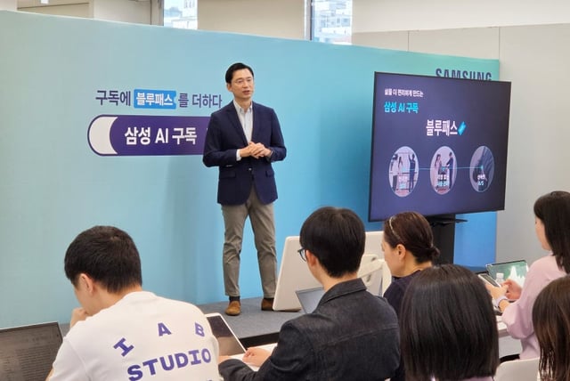 サムスン電子のイム·ソンテク韓国総括副社長が28日、ソウル江南区のサムスンストア清潭で開かれた「サムスンAI購読」メディアブリーフィングで購読サービス戦略を紹介している。/写真提供=サムスン電子