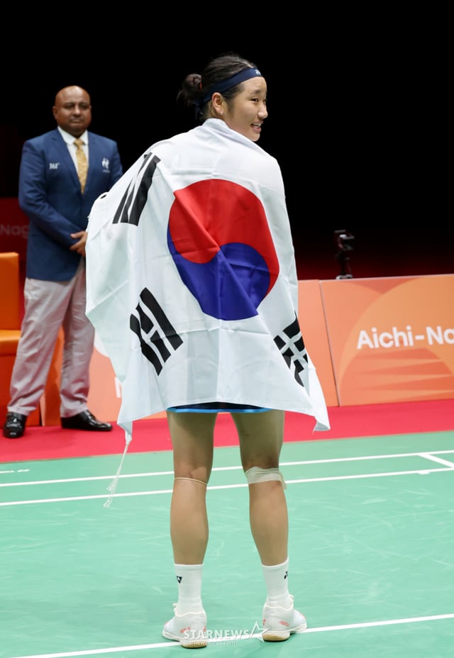 안세영이가 29 일 일본 이치노미야 시립체육관에서 열린 2026 아이치·나고야 아시안게임 배드민턴 여자단식 결승전에서 일본 야마구치 아카네를 2-0으로 셧아웃시키고 금메달을 차지했다. 2026.09.29. /사진=강영조 cameratalks@