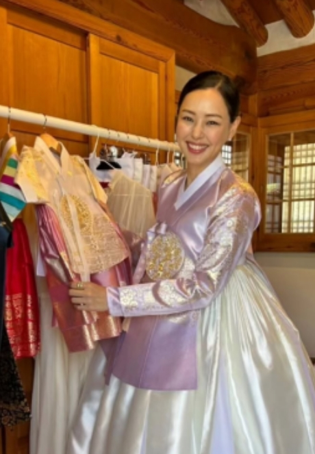 Lee Ha-nui /Photo=hanbok company account